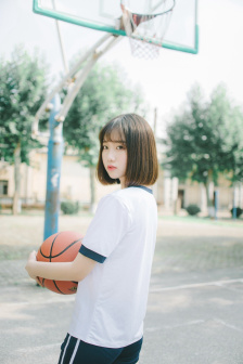 绣榻春风在线